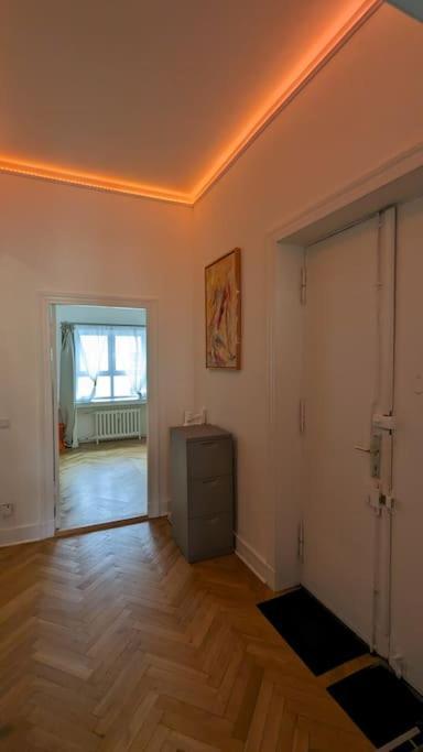 Appartamento Modern Meets Classic - Near Volkspark Schoeneberg