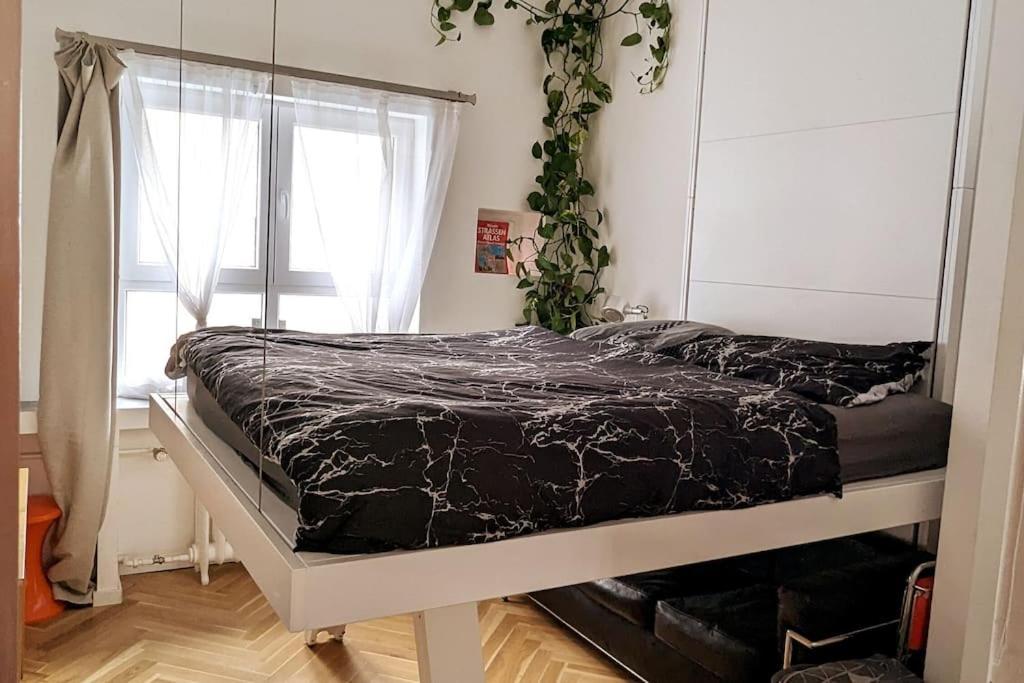 Appartamento Modern Meets Classic - Near Volkspark Schoeneberg *
