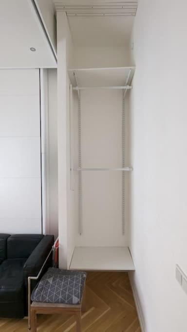 Modern Meets Classic - Near Volkspark Schoeneberg Appartamento Berlino